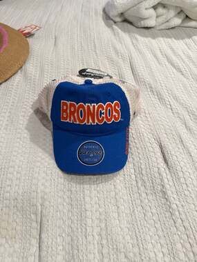 Boise State Broncos Zephyr Snapback Trucker Hat - Royal/White Mesh